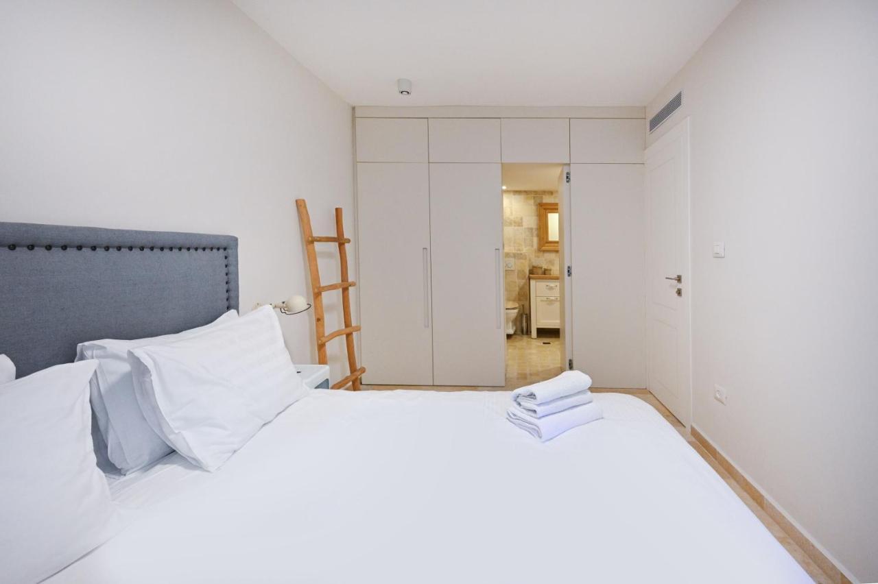 The 3br Library In Neve Tsedek By Holyguest * Tel Aviv